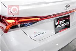 تويوتا أفالون